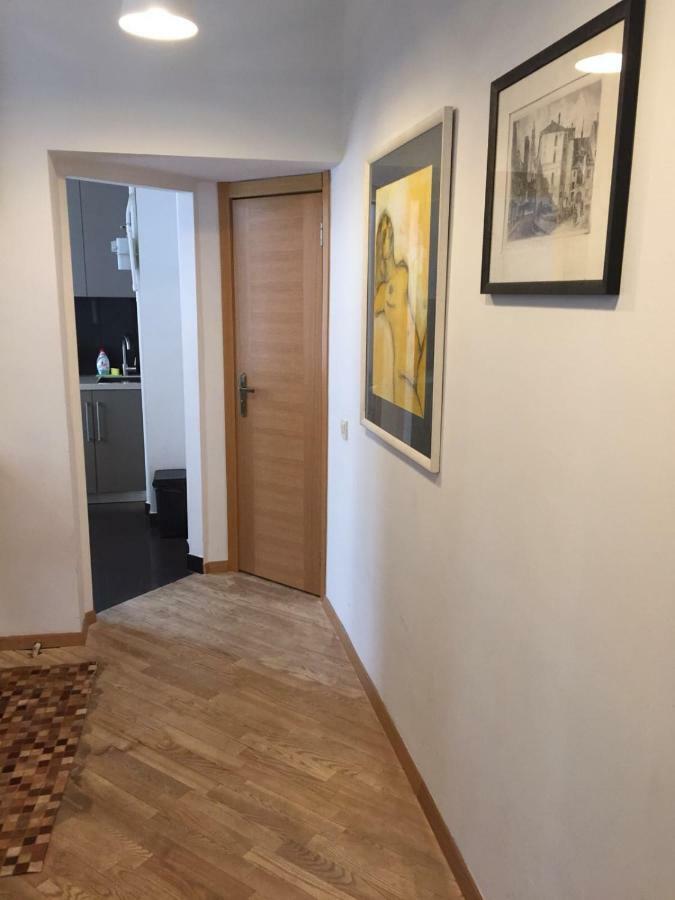 Apartment In The Heart Of Old Рига Екстериор снимка